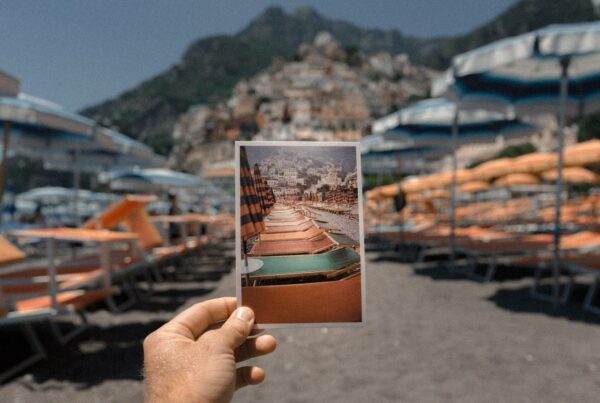 Top-tier Luxury Car Shuttle Service for Business Travelers